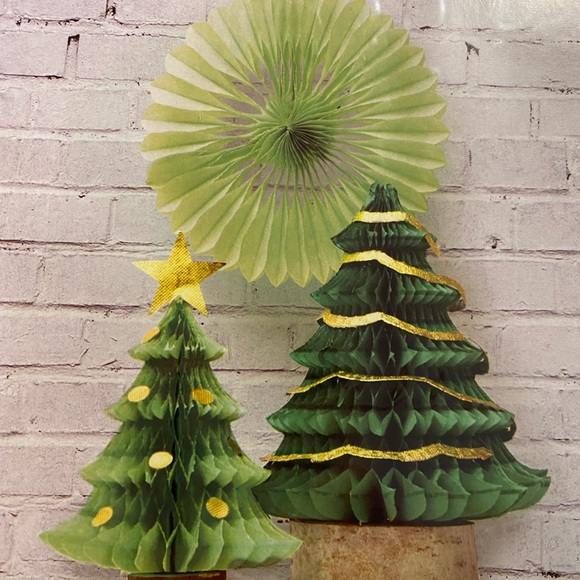 💥 2 for 12 or 4 for 20 💥  Large Honeycomb Pads from We R Memory Keepers - Picture 2 of 3